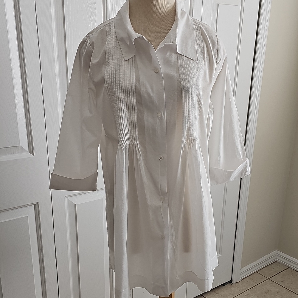 Praia White Button-Up Blouse. GG (XL). Beachwear,‎ Pool.